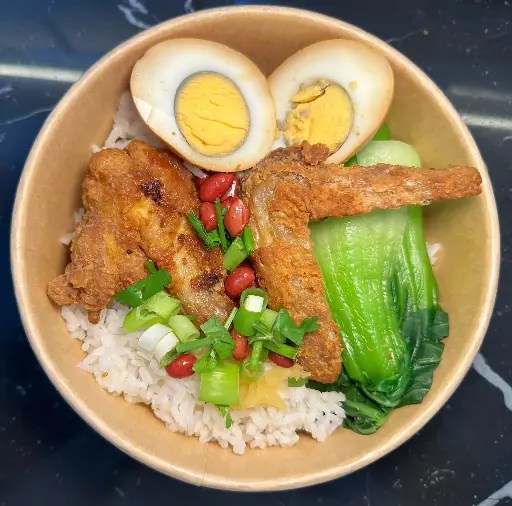 [G-031] 炸鸡翅/ALI DI POLLO FRITTE/CHICKEN WINGS